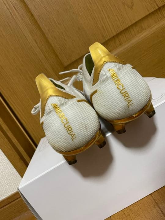 NIKEマーキュリアルヴェイパー