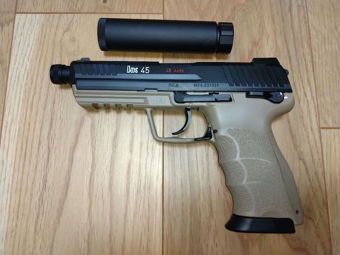 【値下げ交渉受付中】東京マルイ ガスブローバックガン HK45 TACTICAL