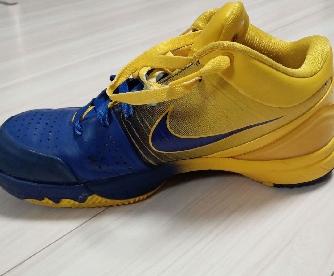 ナイキ NIKE コービー4 バスケットボールシューズ KOBE4