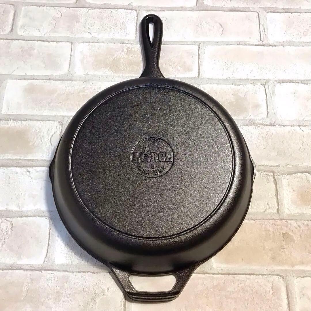 LODGE 新品未使用10,25インチスキレットL8SK3 & カバーL8IC3