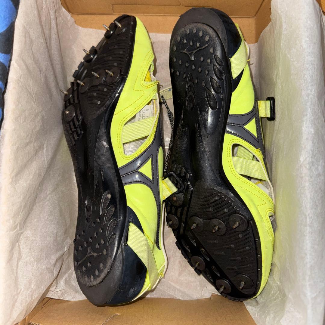 ミズノ クロノインクス 27.5センチ