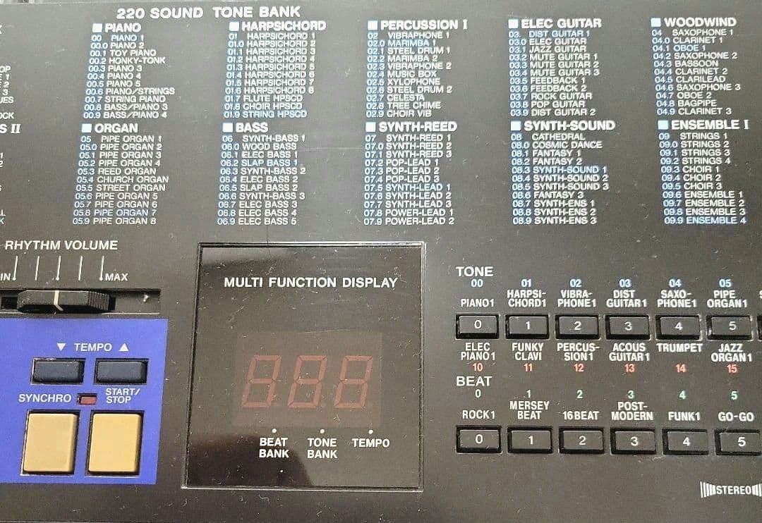 CASIOキーボードTONEBank　CT670 と STRICHスタンド
