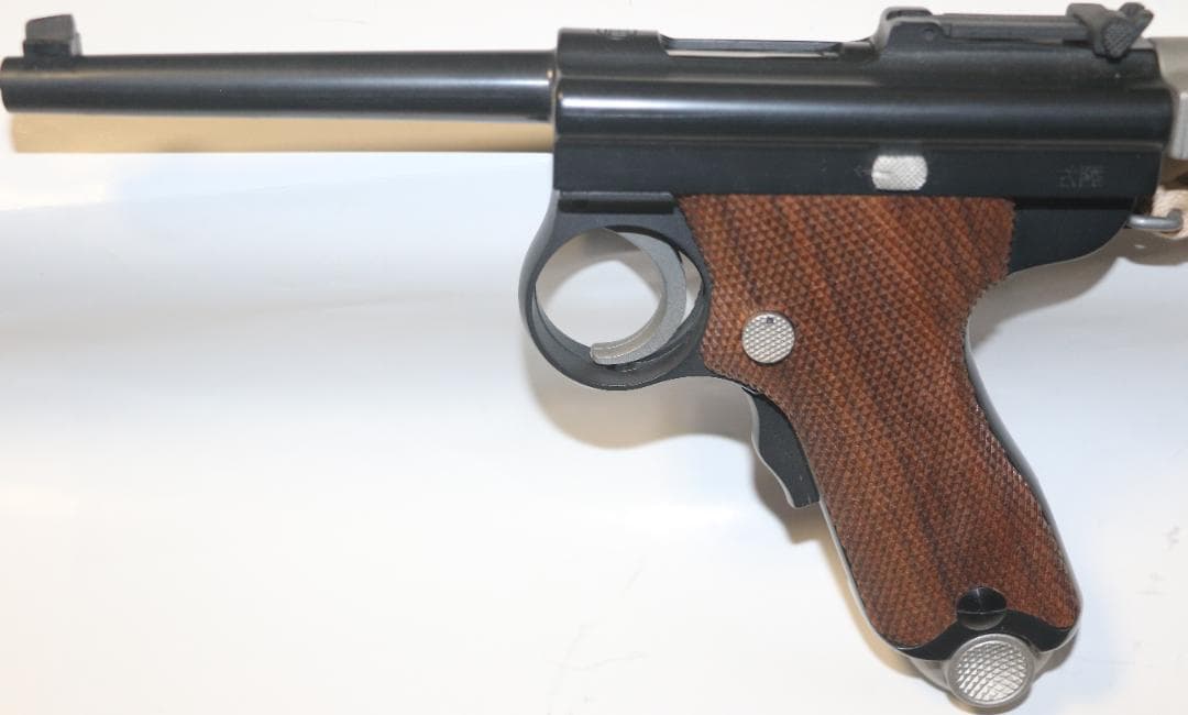 超希少　六研製　プラモデルガン　,南部式自動拳銃（陸式）無可動鑑賞用 　合法品