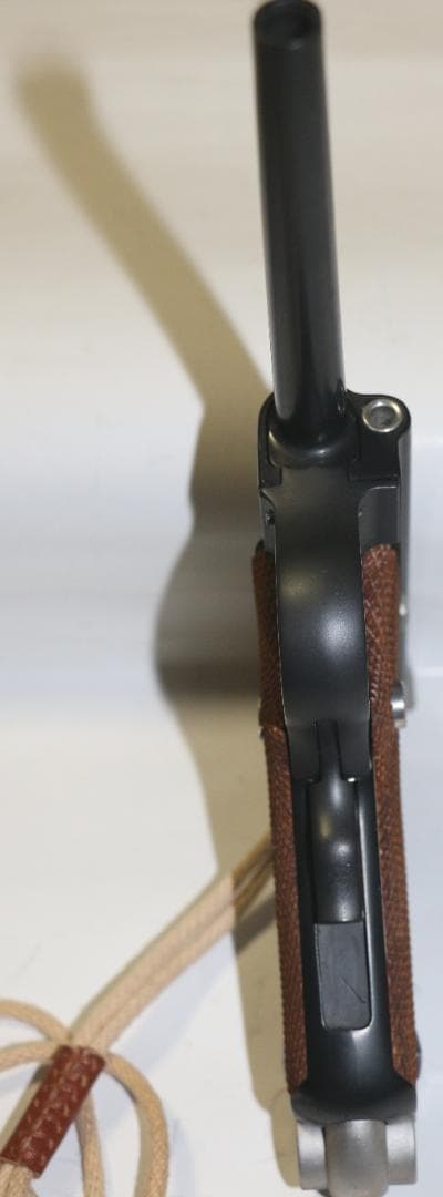 超希少　六研製　プラモデルガン　,南部式自動拳銃（陸式）無可動鑑賞用 　合法品
