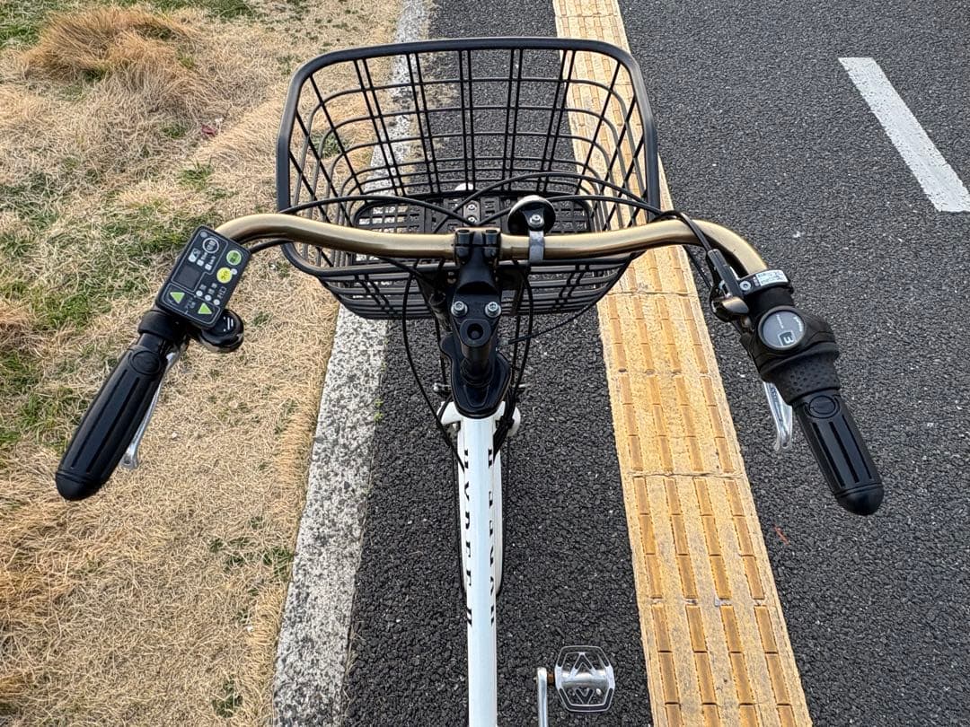 中古ブリヂストン電動アシスト自転車　8.7Ah 大阪　011