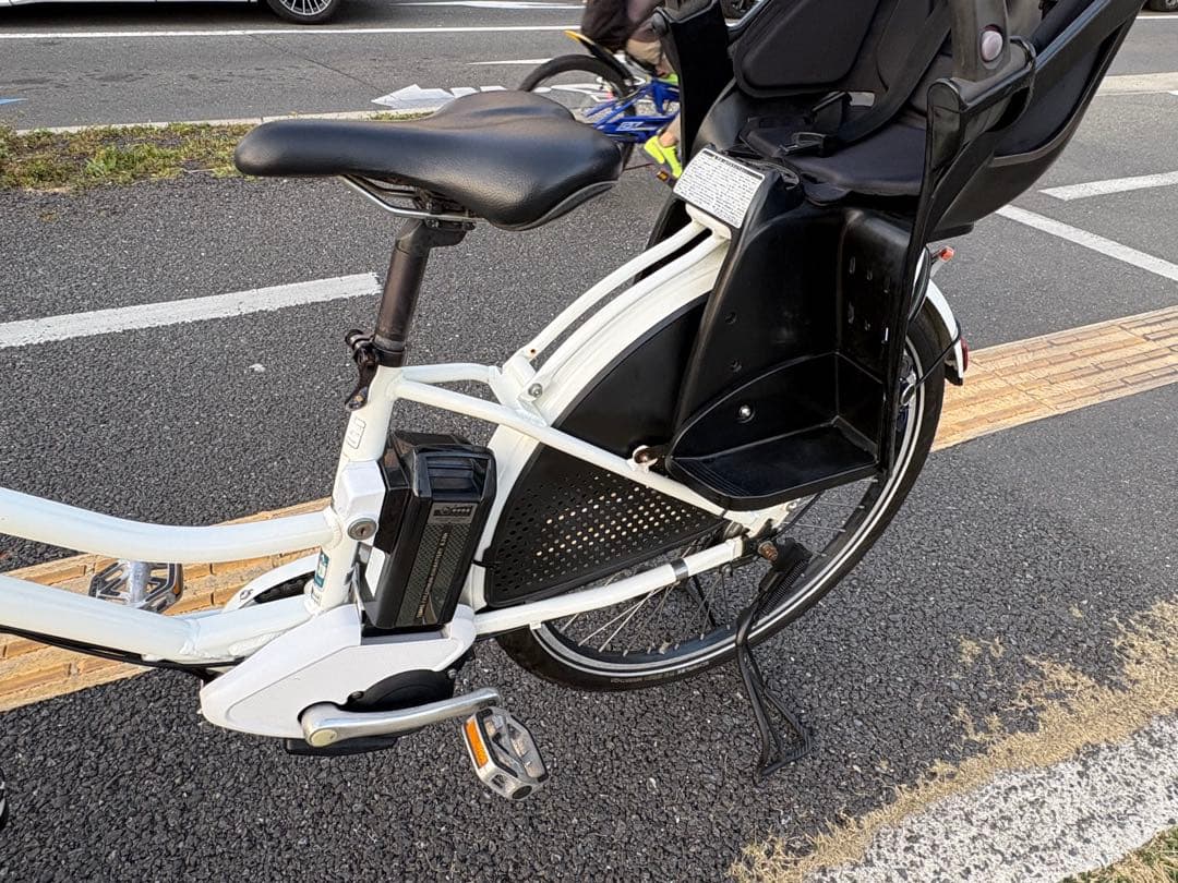 中古ブリヂストン電動アシスト自転車　8.7Ah 大阪　011
