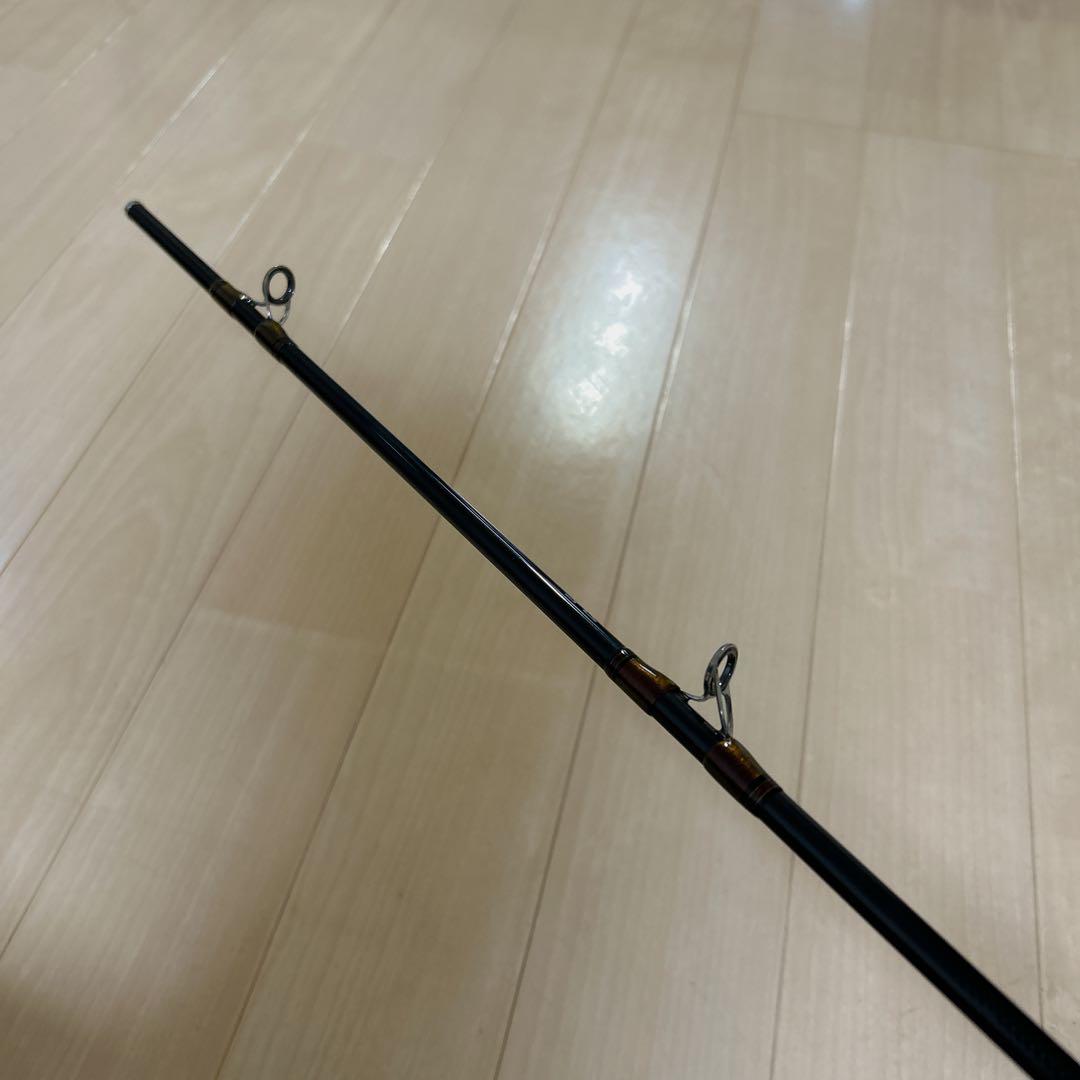 美品 ダイワ アナリスター真鯛255 コマセマダイ