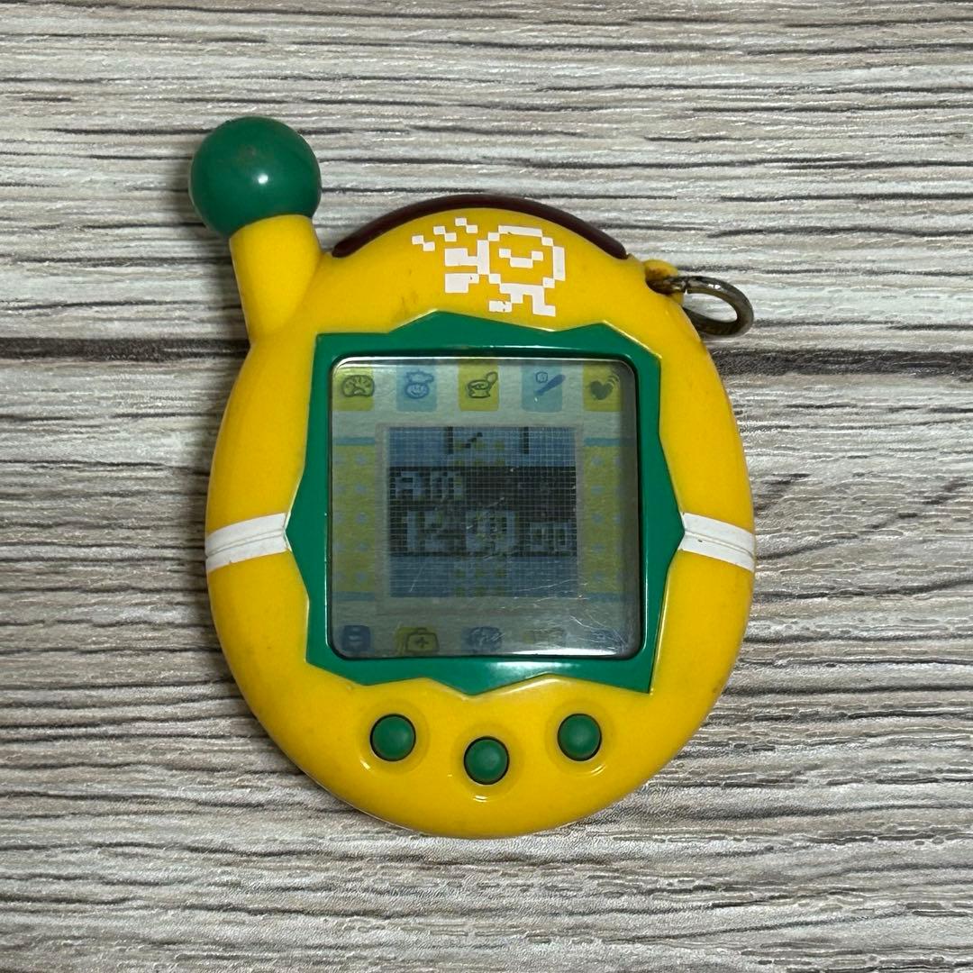 たまごっち BANDAI 2005 ペンピィ