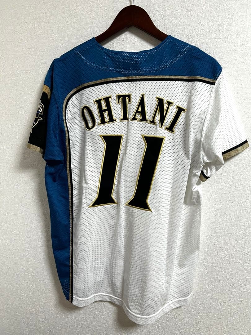 美品 ファイターズ 大谷翔平 ユニフォーム　Mサイズ