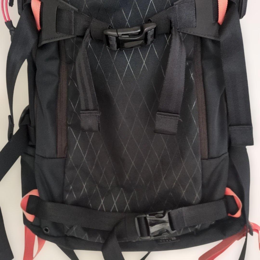 Burton [ak] Taft 28L Backpack リュック