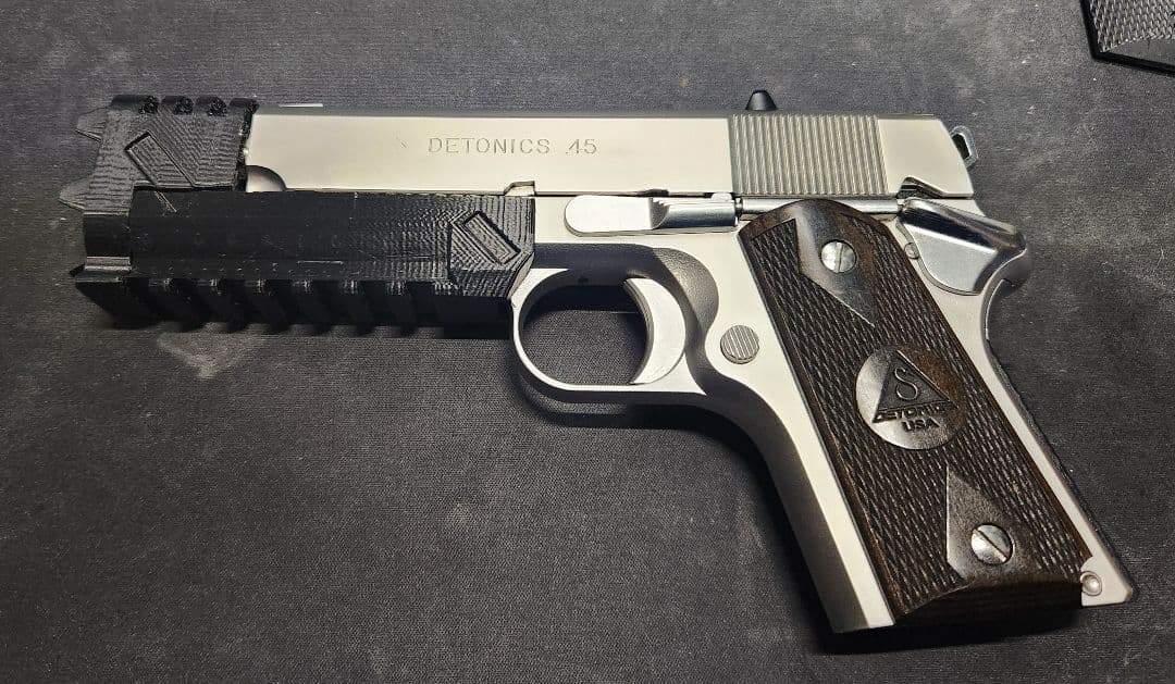 東京マルイ デトニクス45