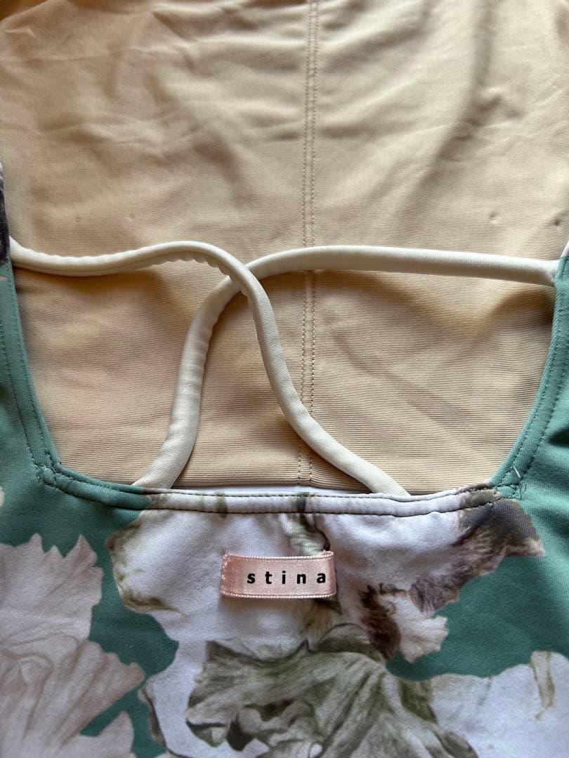 stina サイズS typeO emotion smoky green