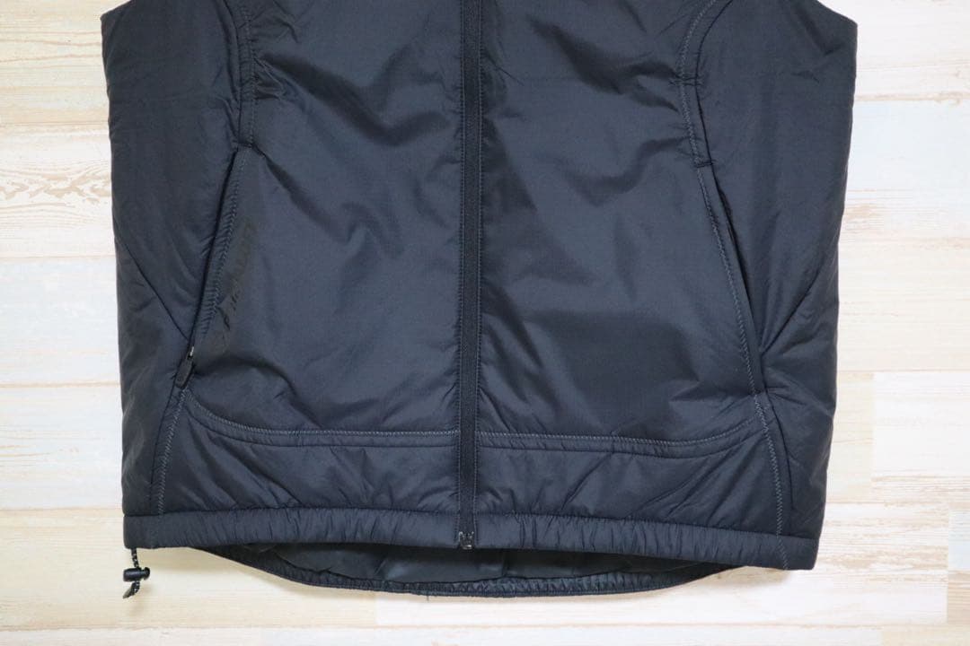 新品 Mサイズ ナイキ プリマロフト　トレイル ランニングベスト　NIKE