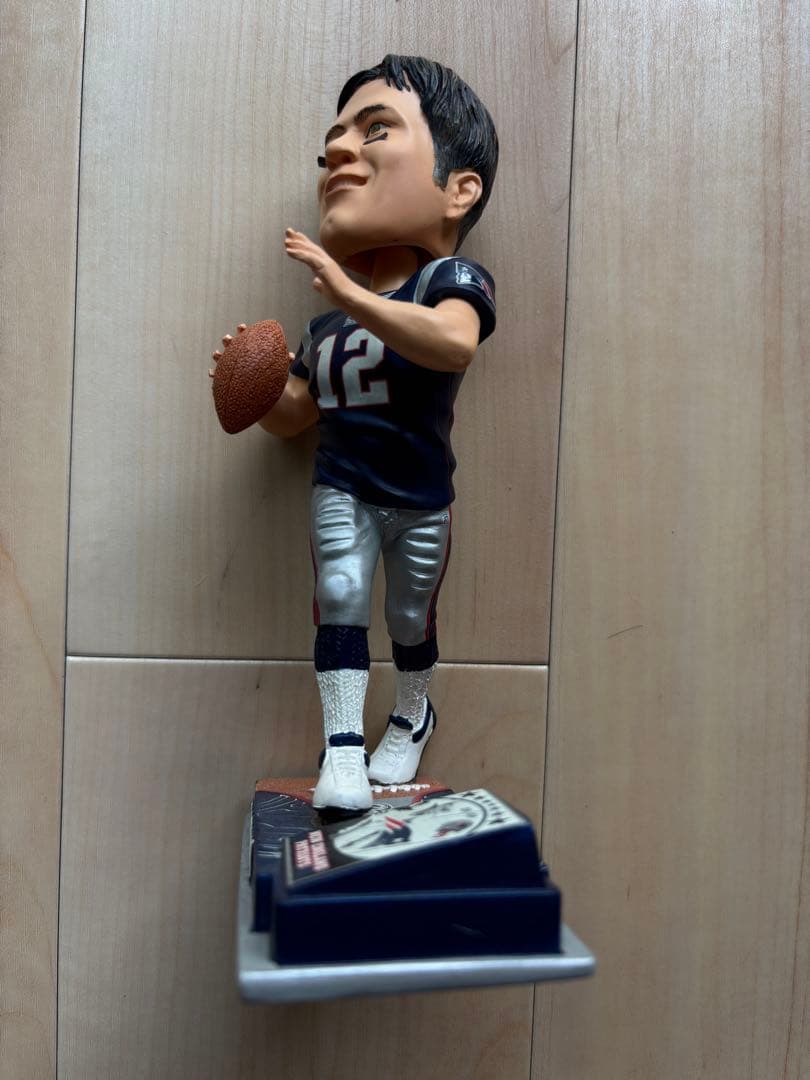 【超レア・美品】NFL ペイトリオッツ　トムブレイディ　ボブルヘッド人形