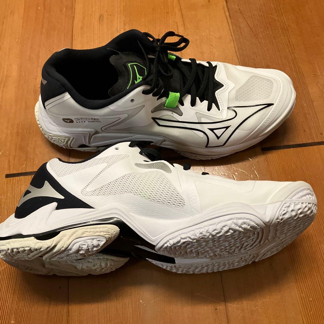 Mizuno バレーボールシューズ 28.0 3E ホワイト/ブラック/グリーン
