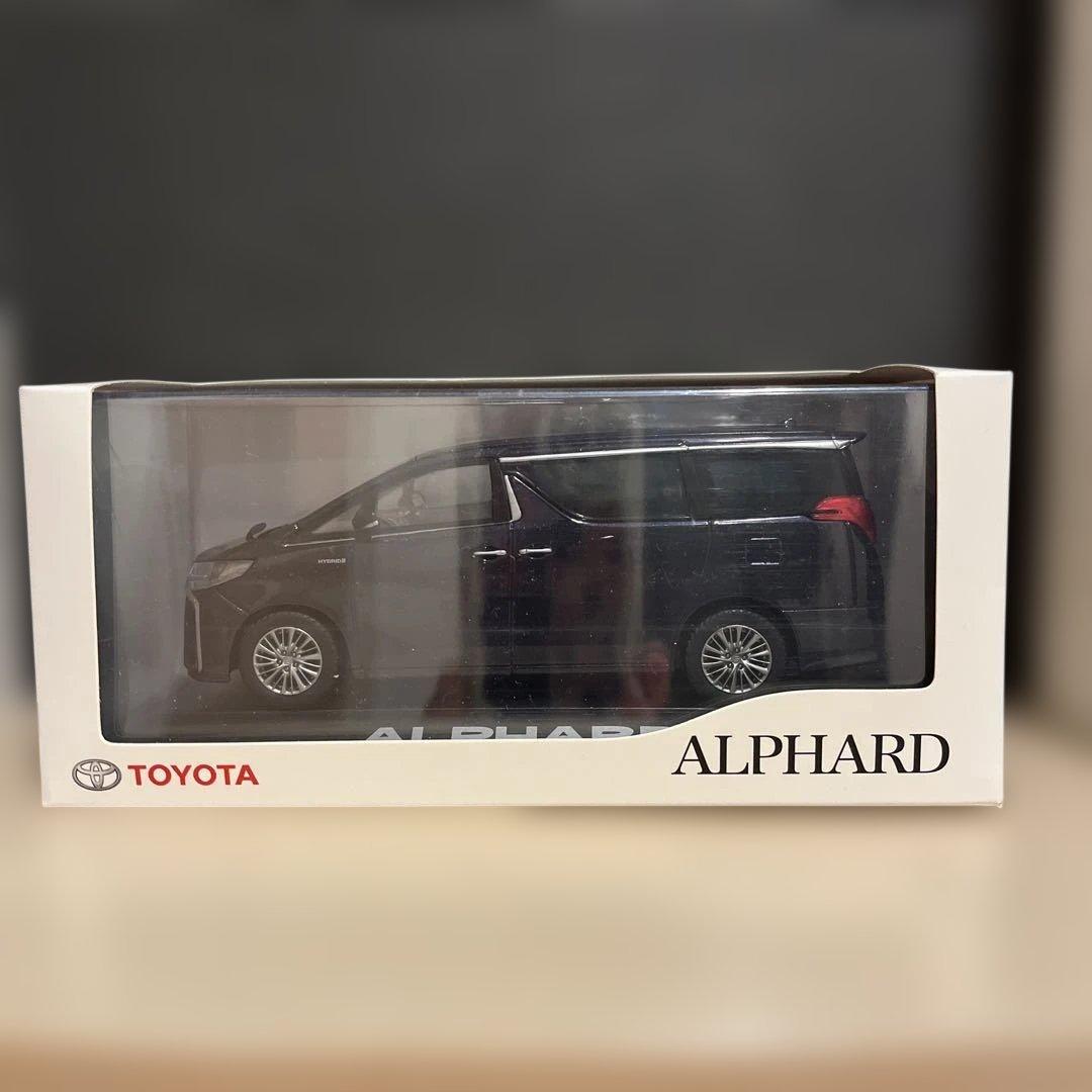 アルファードミニカー　ダイキャスト製　1/30 未開封　エアロタイプ限定色非売品