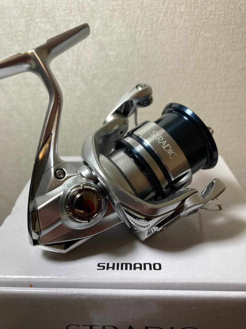 SHIMANO 19ストラディック C2000SHG スピニングリール シマノ