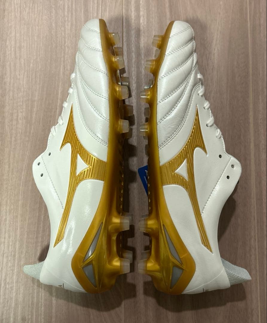 【新品未使用】MIZUNO MORELIA NEO Ⅳ JAPAN ミズノ白金