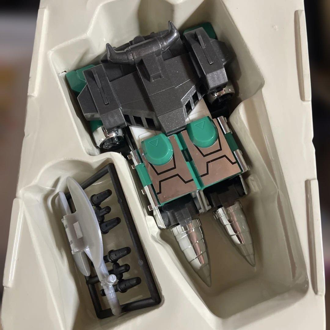 タカラ 黄金勇者 ゴルドラン 白銀合体3 DX 大地の騎士 ドリルシルバー 美品