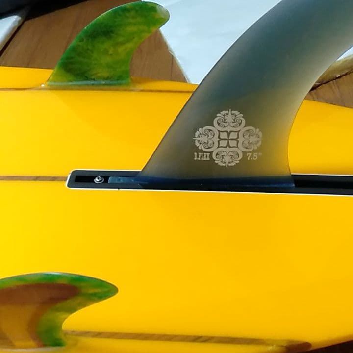 ロバートオーガストロングボート