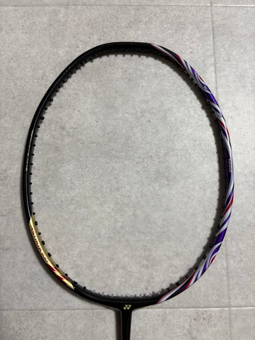ASTROX 100 ZZ バドミントンラケットパープル