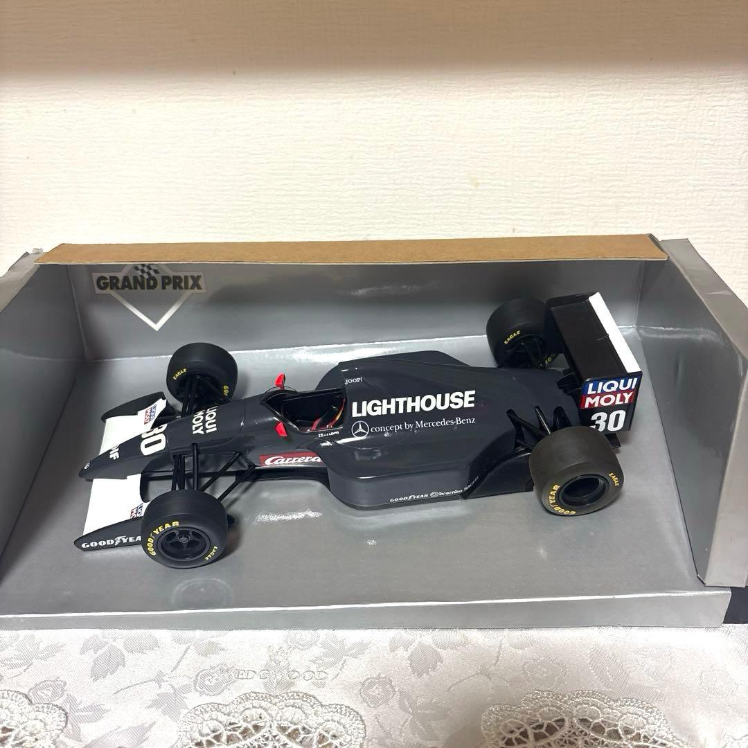 SAUBER C12 J.J. Lehto ミニカー　1:18