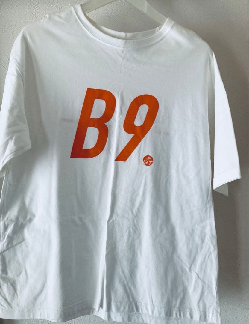 超特急　B9 Tシャツ　白　オレンジ　ハル