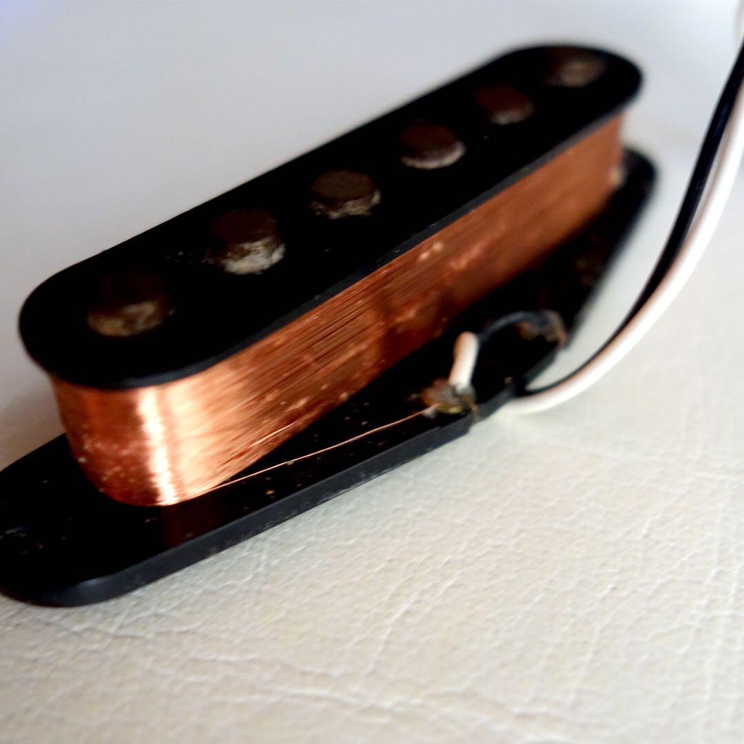 フェンダージャパンストラトPU neck(フロント） Eシリアル