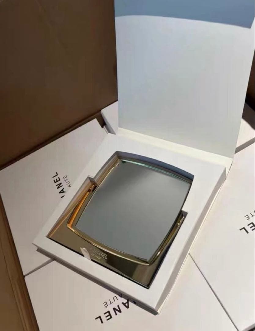 【未使用品】シャネル CHANEL ノベルティ 回転式スタンドミラー