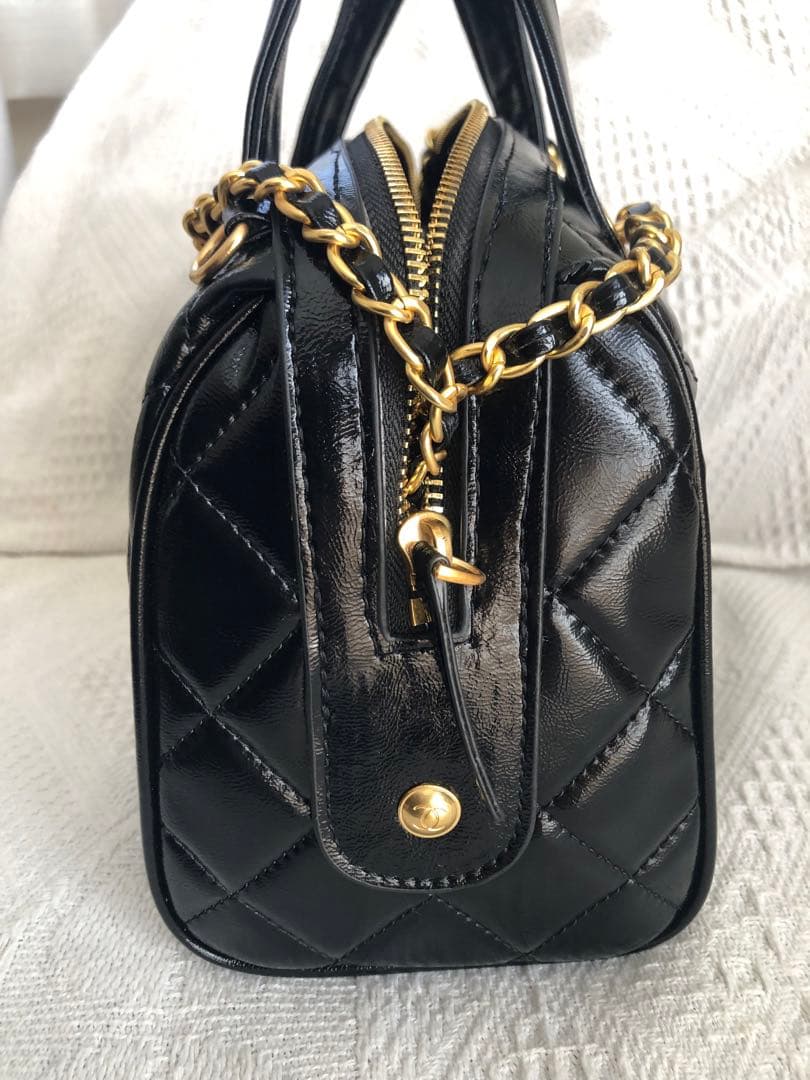 CHANEL ノベルティ キルティング キャビアスキン ミニ ボストンバッグ