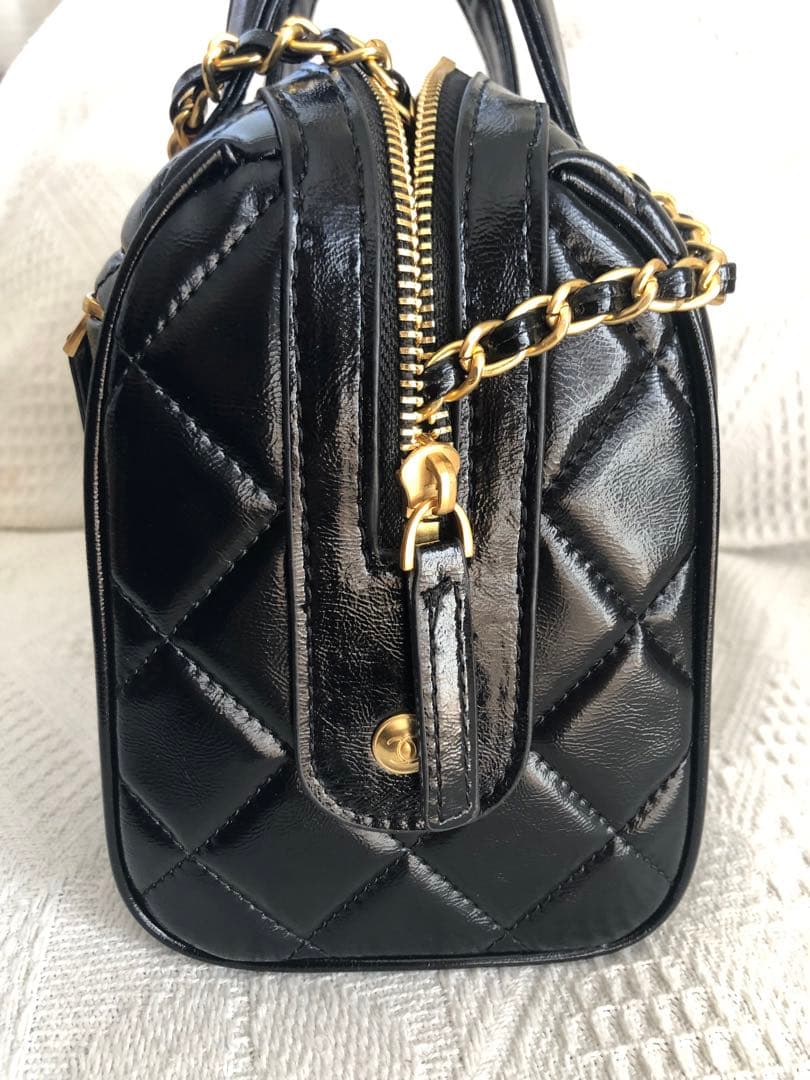 CHANEL ノベルティ キルティング キャビアスキン ミニ ボストンバッグ