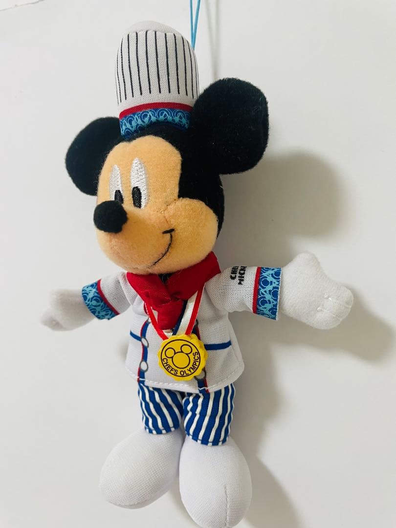 ディズニー　シェフミッキー　ミッキー　ミニー　ぬいぐるみストラップ