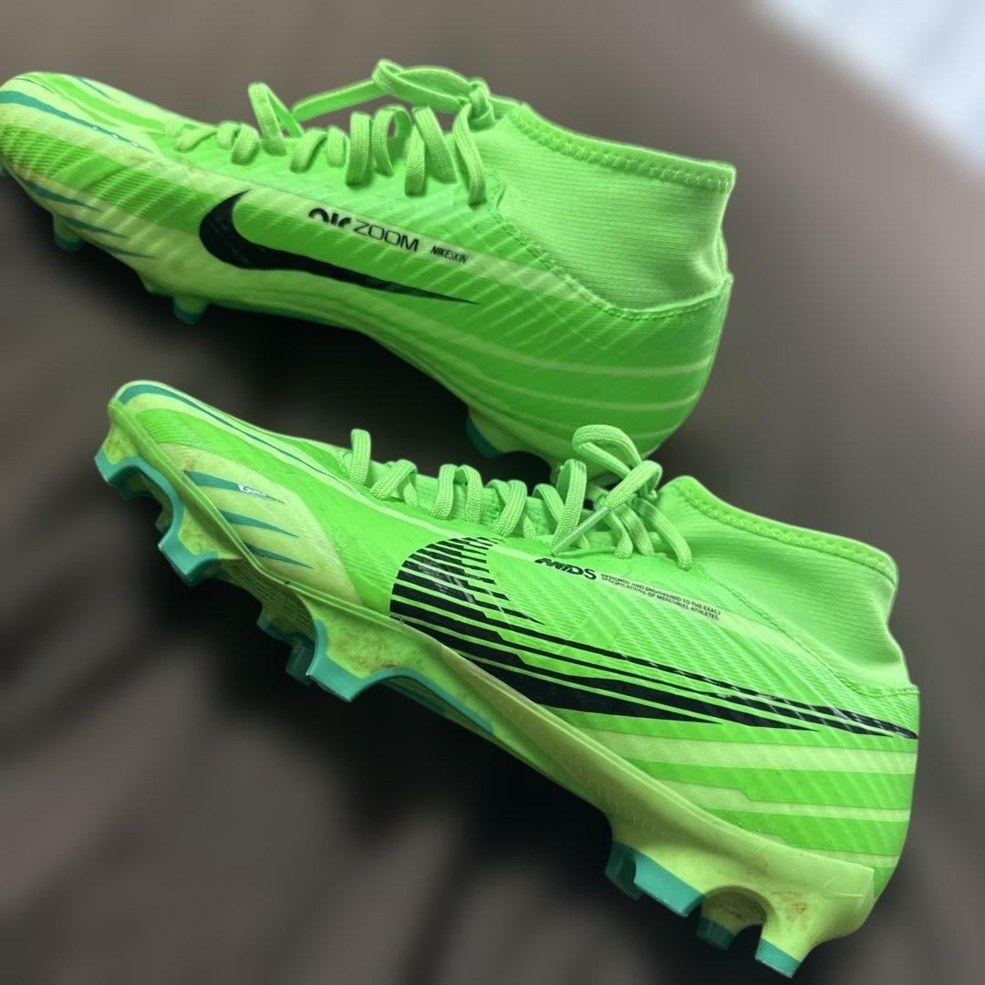 Nike Air Zoom Mercurial CR7サッカースパイクシューズ