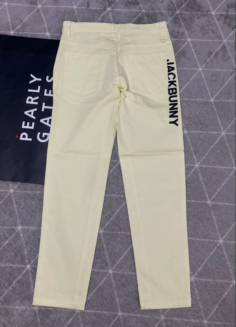 新品 パーリーゲイツ ジャックバニー 2WAYストレッチパンツ(6)LL/黄