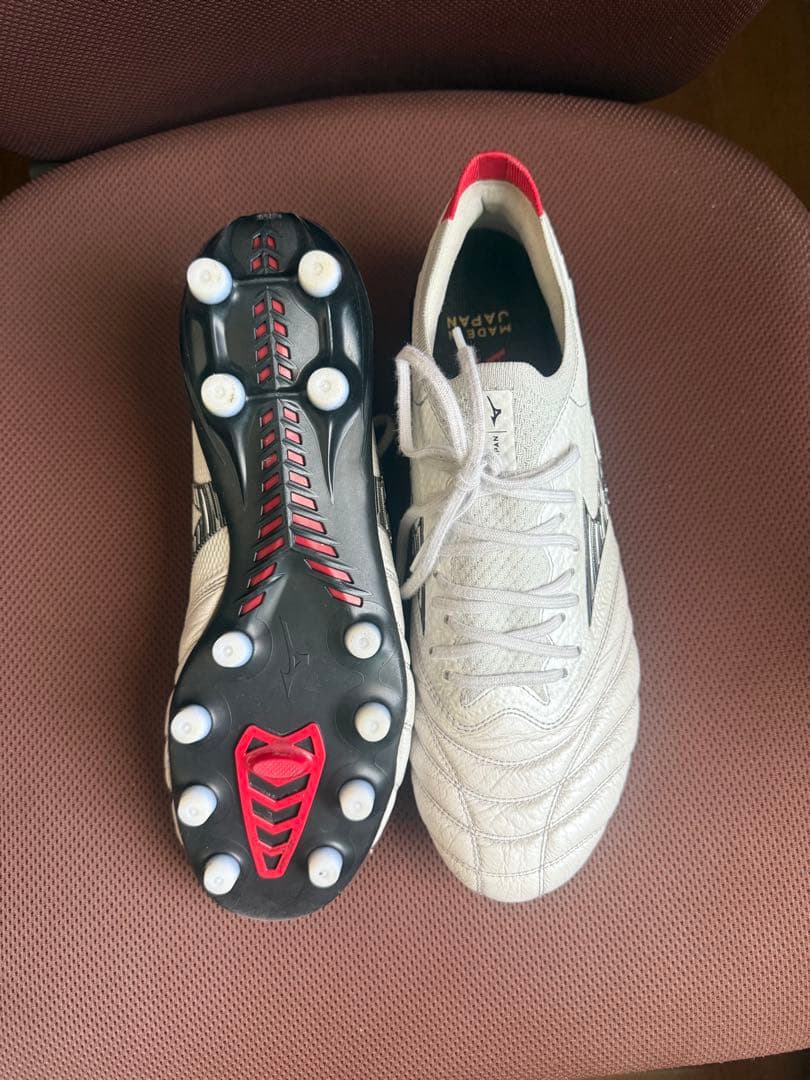 Mizuno Morelia neo4βホワイト　26.5 美品❗️