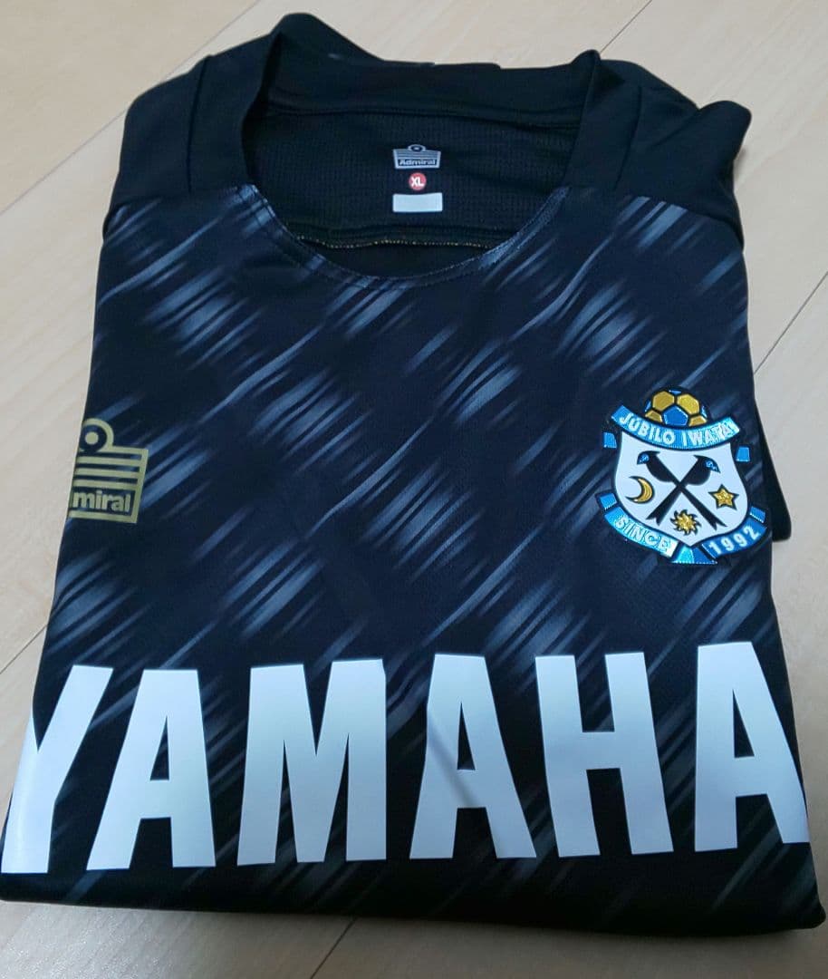 ジュビロ磐田 XL 黒 シャツ YAMAHA 極美品