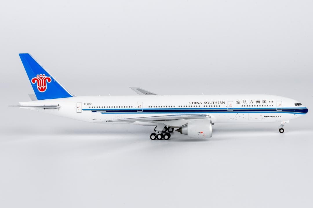 中国南方航空 777-200 B-2051 1/400