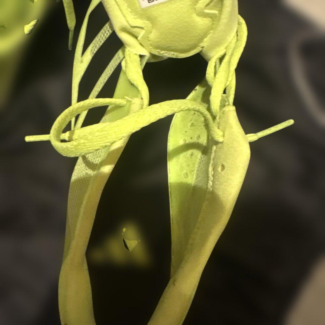 adidas スパイク・シューズ イエロー