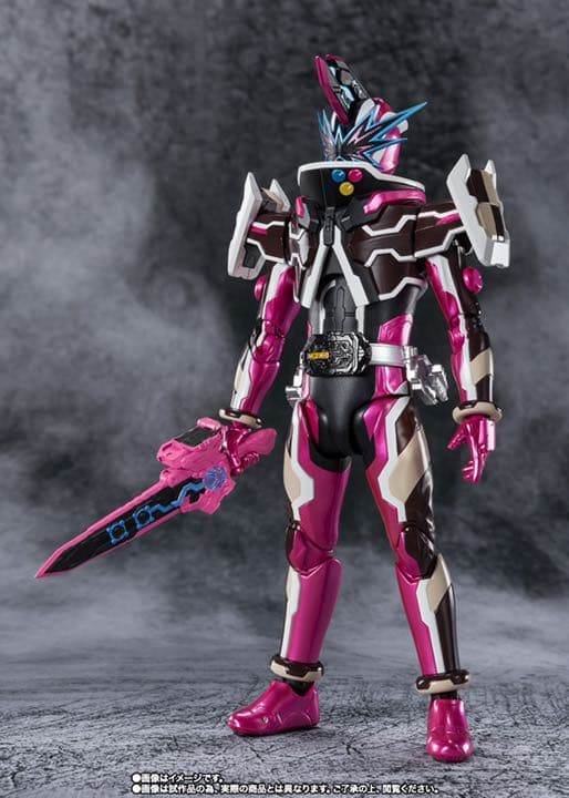 新品未開封品　S.H.Figuarts 仮面ライダースラッシュ