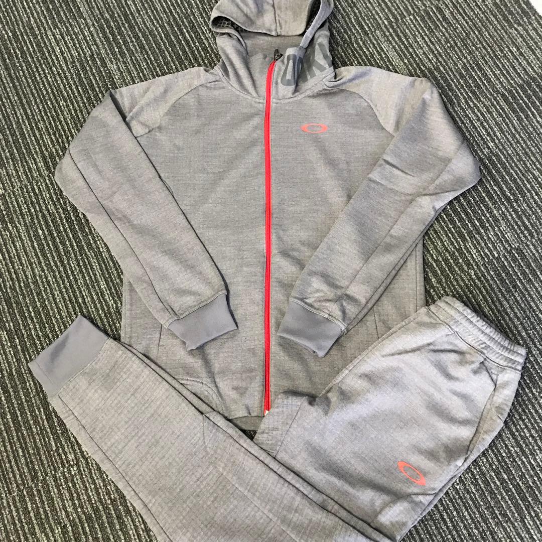 OAKLEY オークリー トレーニングウェアー 上下セット Lサイズ 美品