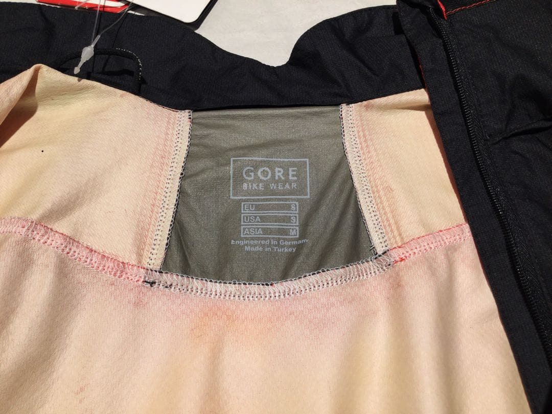 ウェア GORE BIKE WEAR XENON 2.0 ASJacket BK/RD