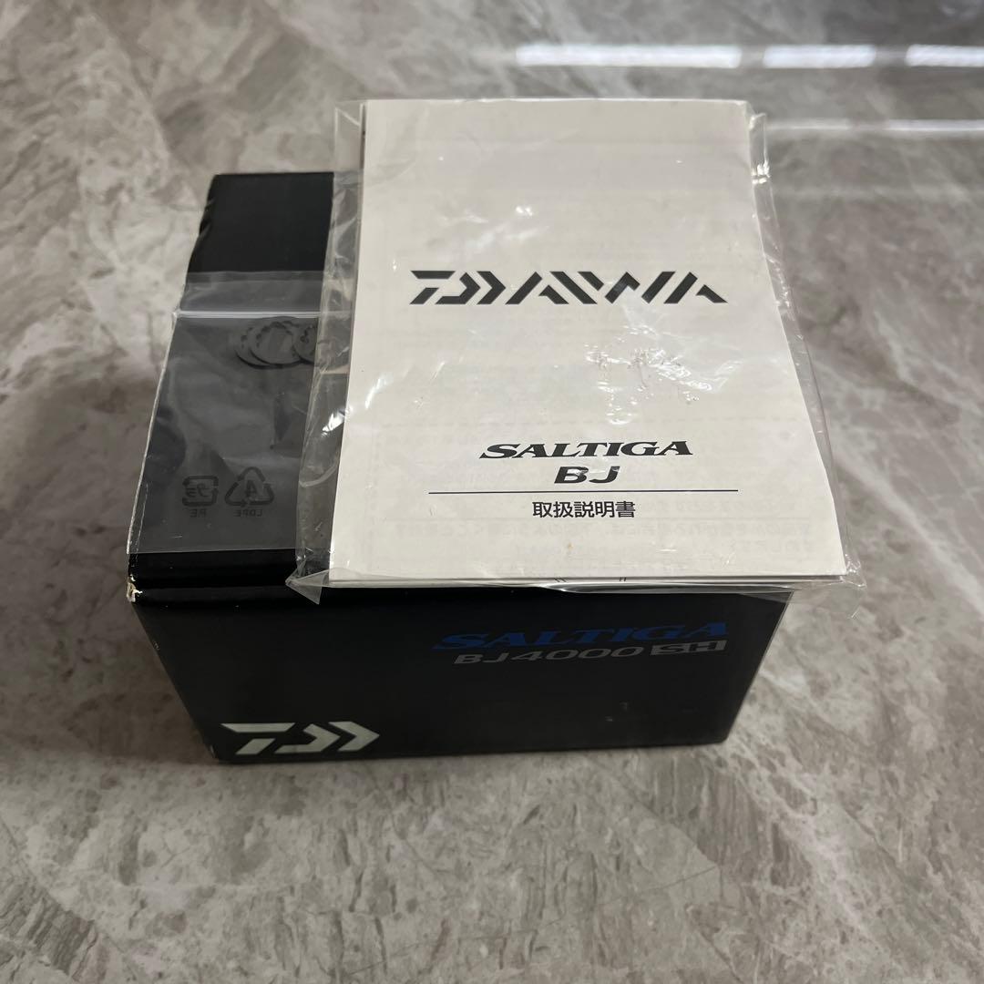 Daiwa SALTIGA BJ4000H スピニングリール