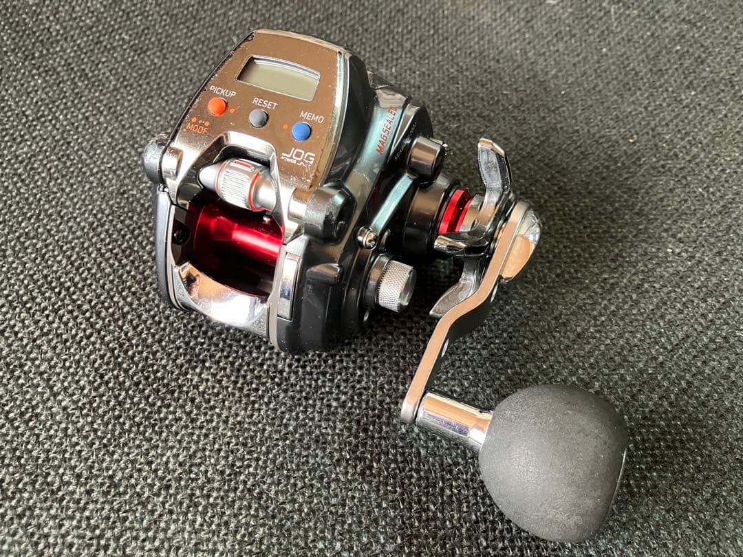 ダイワ電動リール　シーボーグ200J 右ハンドル【作動良好】