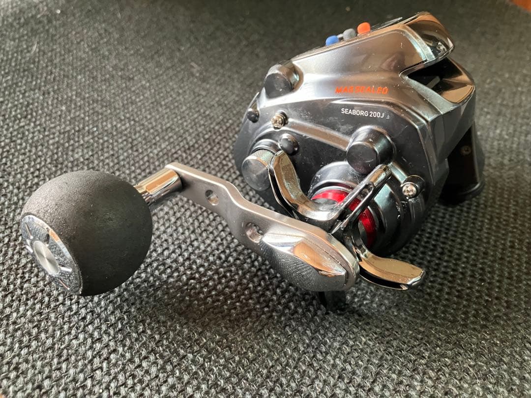 ダイワ電動リール　シーボーグ200J 右ハンドル【作動良好】