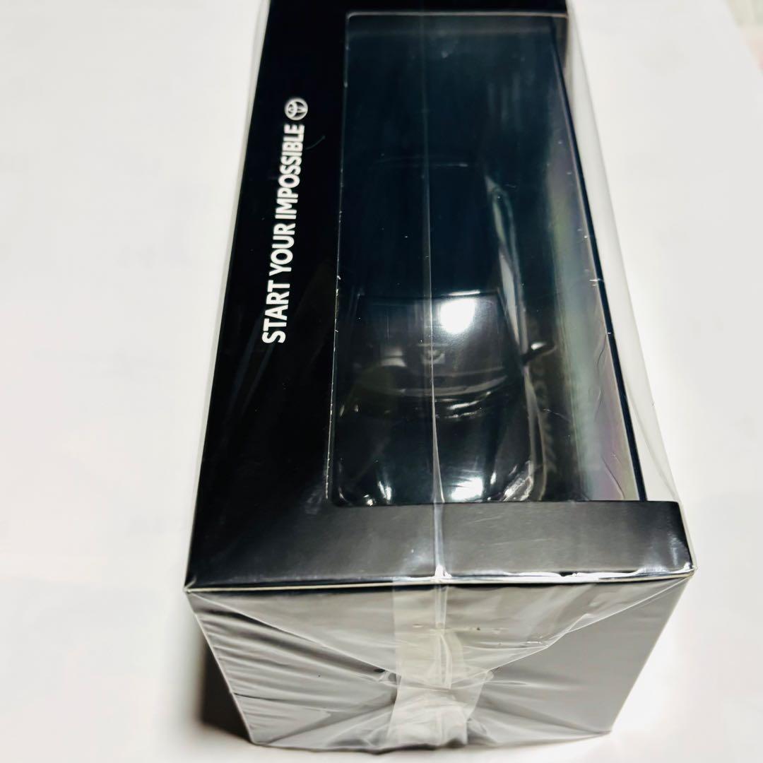 トヨタ ヤリスクロス 1/30 ミニカー ブラックマイカ新品 未開封品