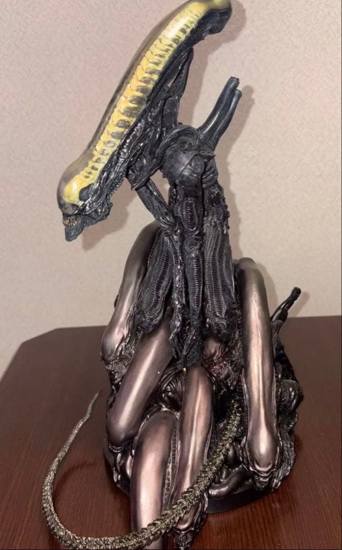 フューチャーモデルズ　エイリアン　パイル　竹谷隆之　塗装済み完成品