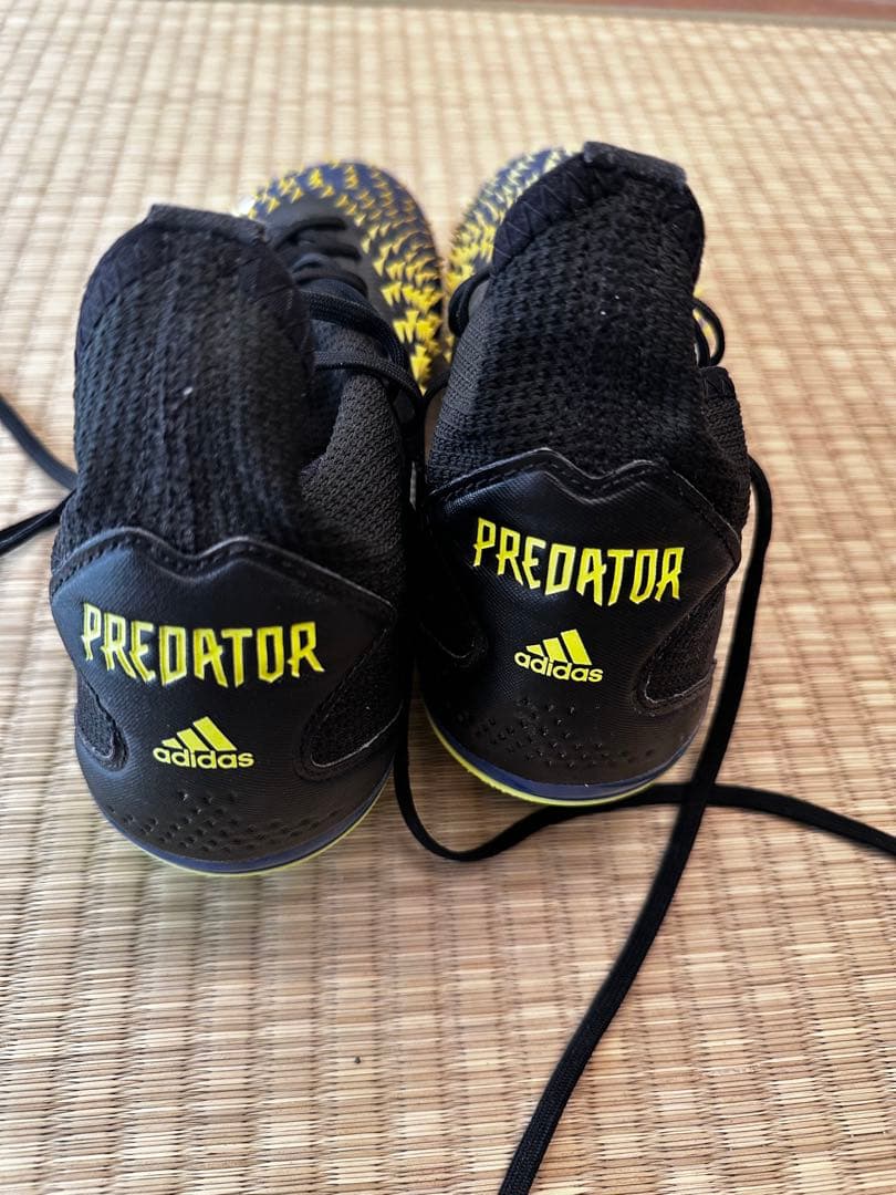 adidas Predator サッカーシューズ 黒/青/黄27.5センチ