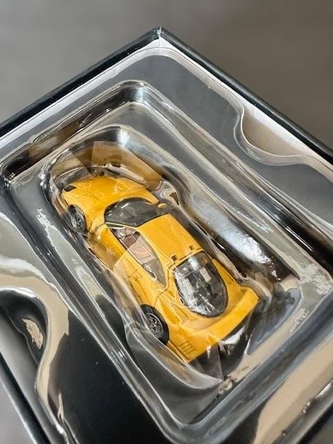 【未使用・TOMYTEC】フェラーリ F40（黄色）　Ferrari F40