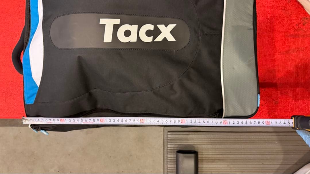 Tacx Satori 固定ローラー 負荷調整可能 専用バッグ付き