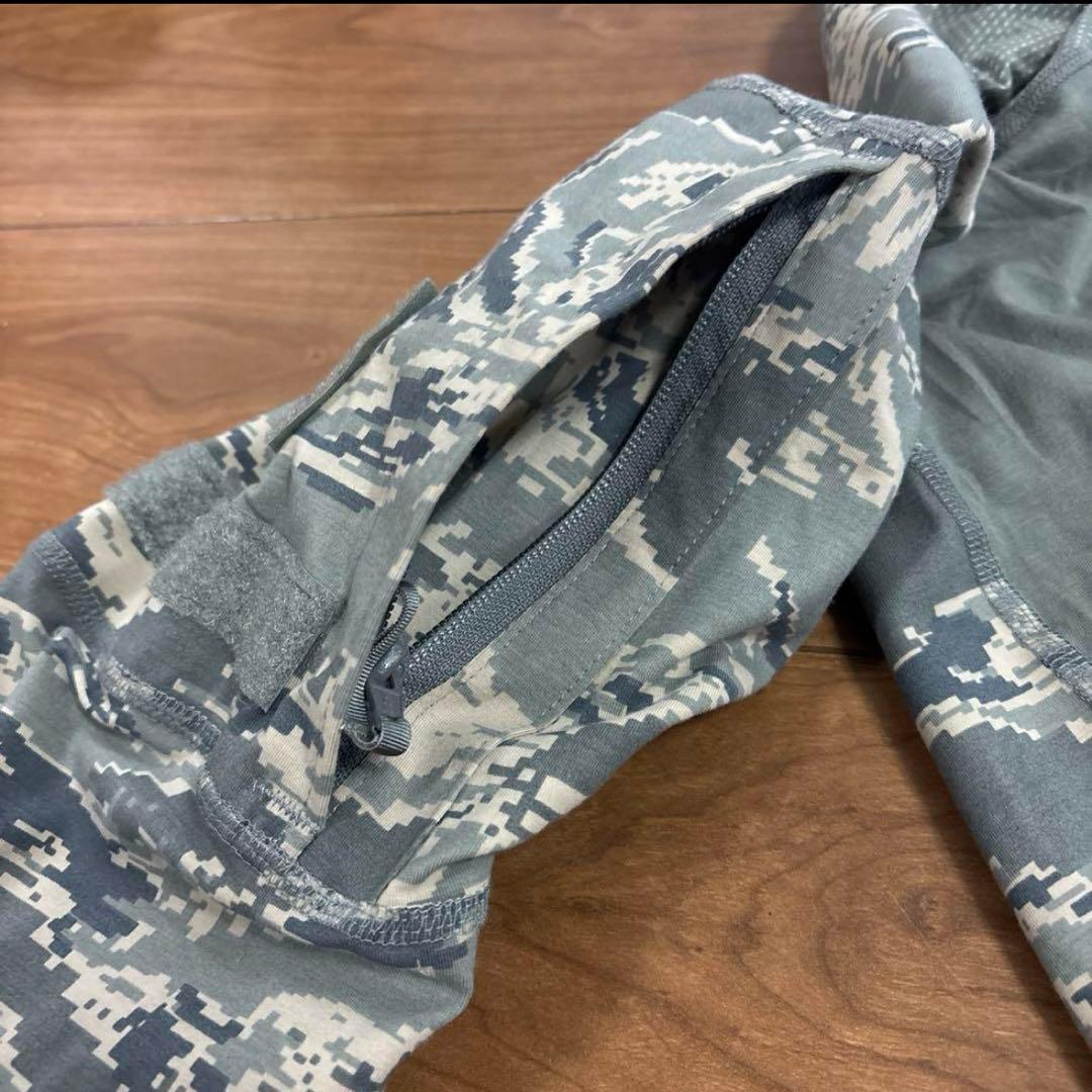 未使用品　米軍 実物 MASSIF ABUCOMBAT SHIRT SMALL
